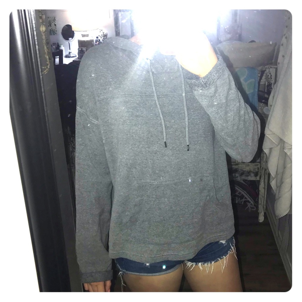 roxy cropped hoodie with neck and back detail